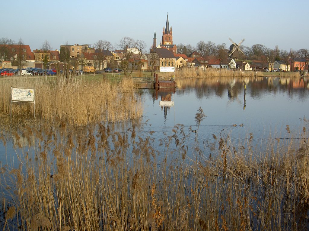 Werder/Havel, Altstadt mit Hl. Geist Kirche auf der Havelinsel (16.03.2012)