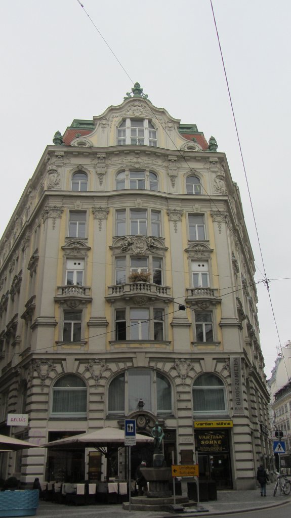 Wieder ein historisches Haus in Wien.(6.4.2012)