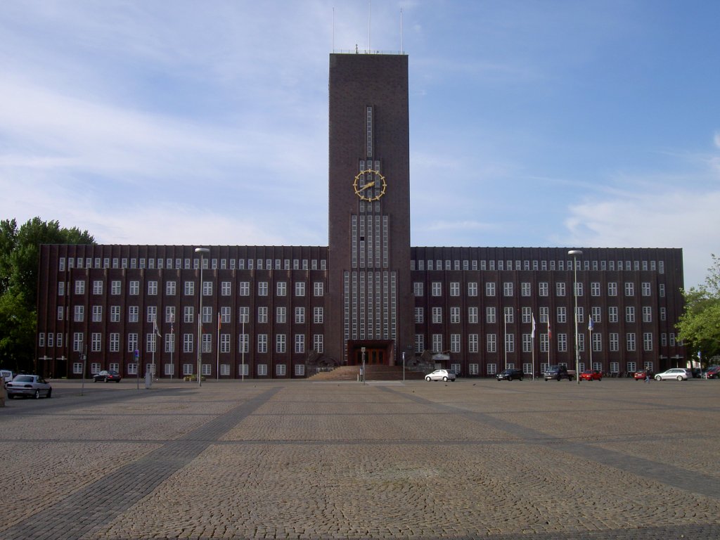 Wilhelmshaven, Rathaus, erbaut 1929 von Architekt F. Hger (26.05.2011)