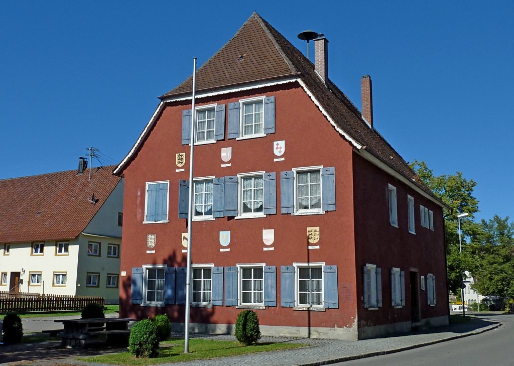 Winterstettenstadt in Oberschwaben, das Rathaus von 1589, der 600 Einwohner zhlende Ort besa von 1243-1258 das Stadtrecht, Aug.2012