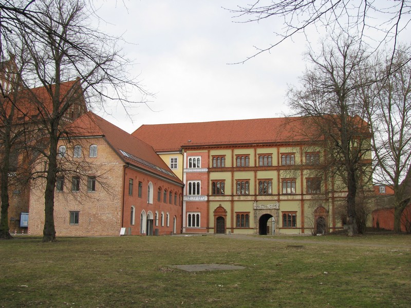 Wismar; der Frstenhof (Amtsgericht) von der Papenstrae gesehen,  07.03.2010
