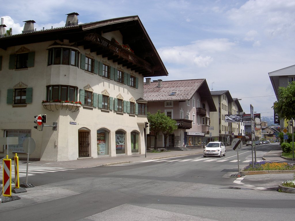 Wörgl, Häuser an der Salzburger Straße (09.06.2013)
