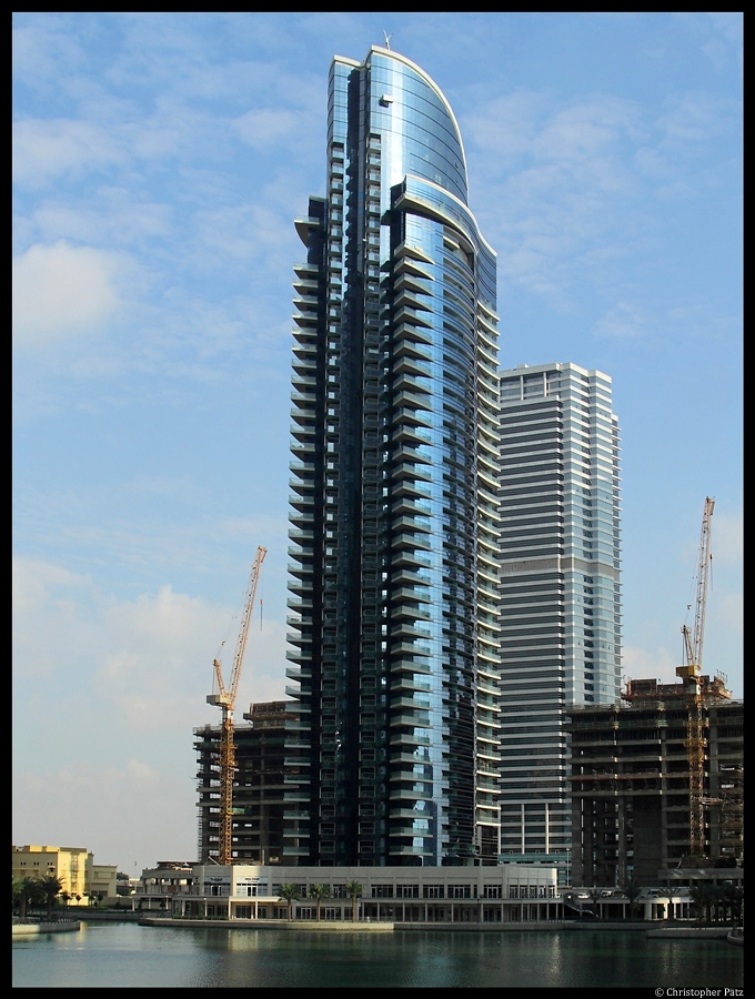 Wohnhochhaus im Stadtteil Marina in Dubai. (08.12.2012)