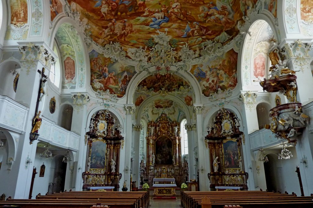 Wolfegg, Blick in den Innenraum der Pfarrkirche St.Katharina, Aug.2012