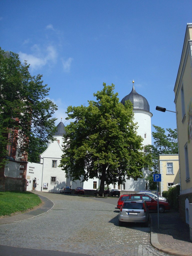 Wurzen in Sachsen, das sptgotische Schlo wurde 1491-97 als Bischofsresidens erbaut, Baumeister war Arnold von Westfalen, jetzt Hotel, Juni 2010 