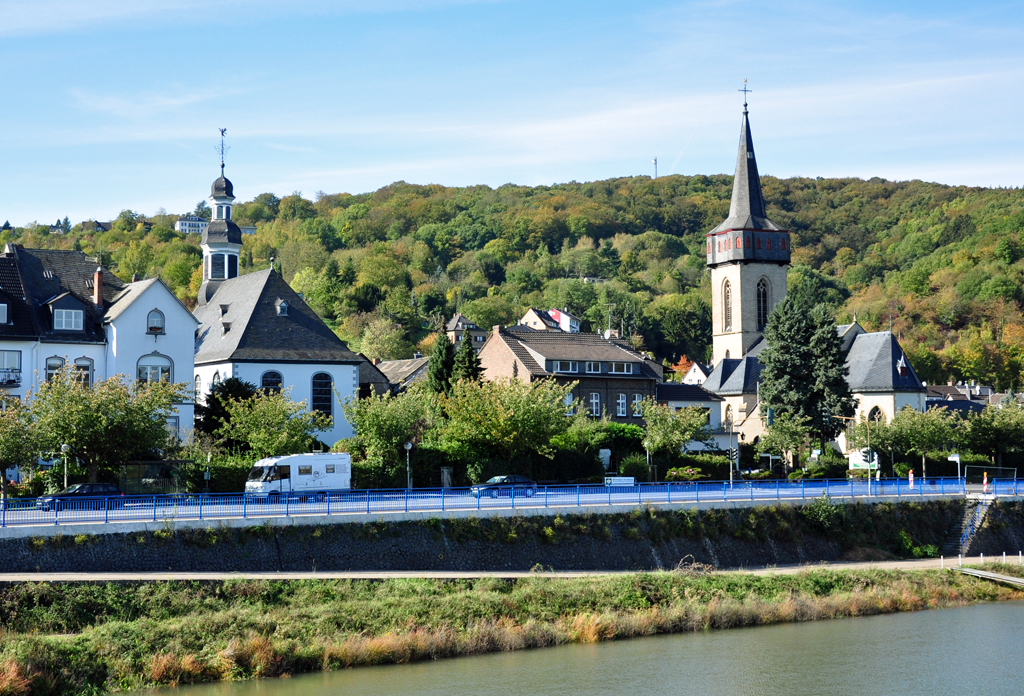 Zentrum Oberwinter/Rhein mit 2 Kirchen - 14.10.2011