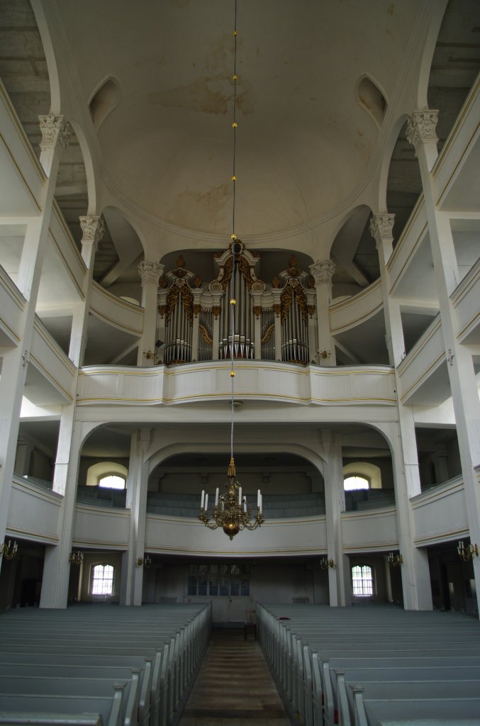 Zschopau, Innenraum und Orgel der St. Martin Kirche (19.07.2011)