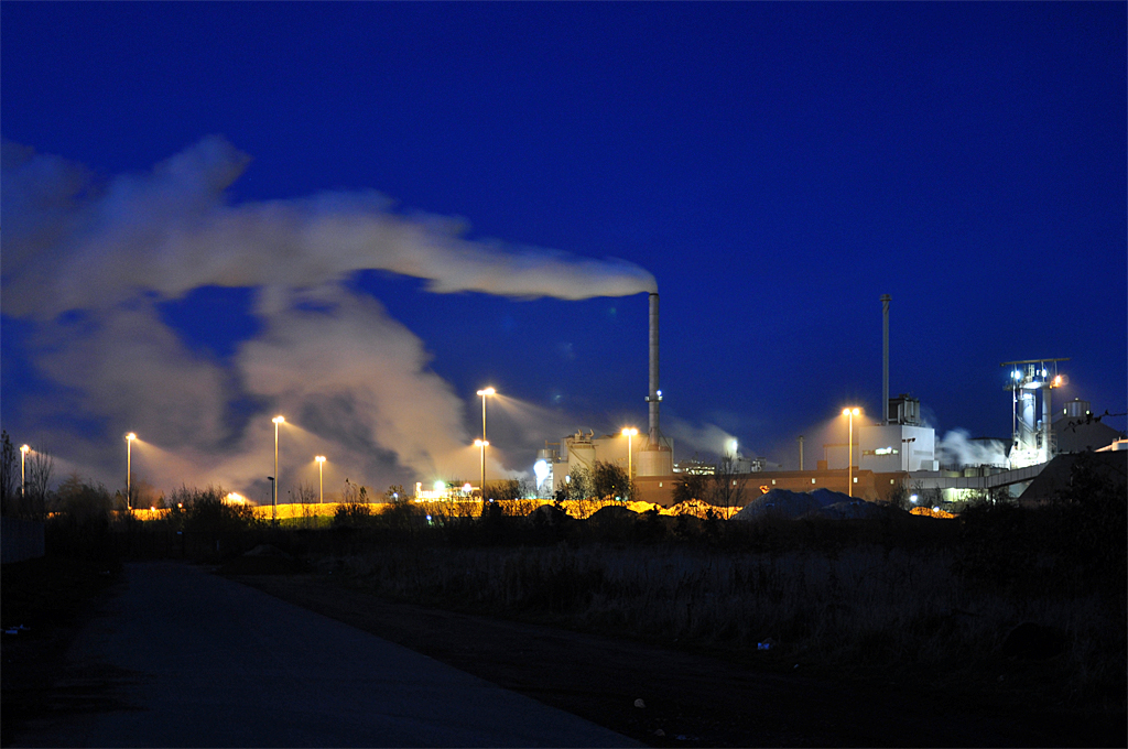 Zuckerfabrik in Euskirchen, nachts bei der Arbeit - 20.11.2012