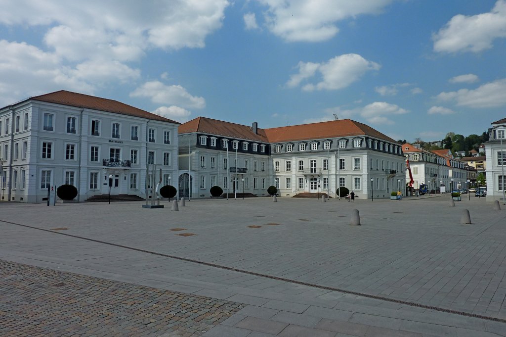 Zweibrcken in der Pfalz, die Herzogvorstadt, die Barockgebude wurden 1762-72 erbaut, April 2011