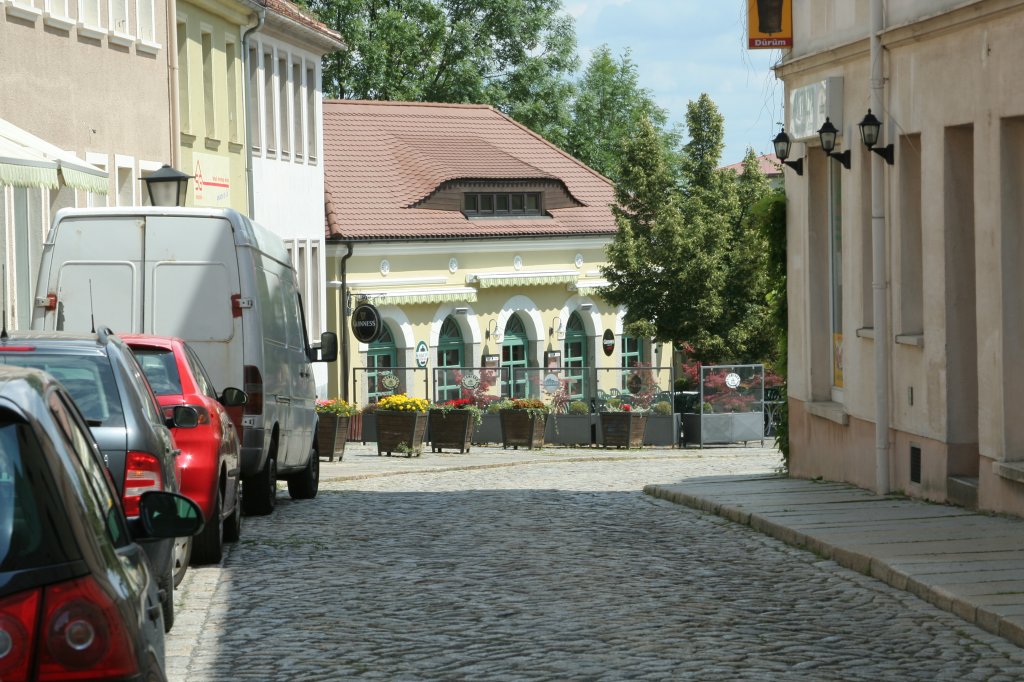 Zwingerstrae in der Kamenzer Innenstadt, aufgenommen vom Marktplatz aus am 01.07.2011