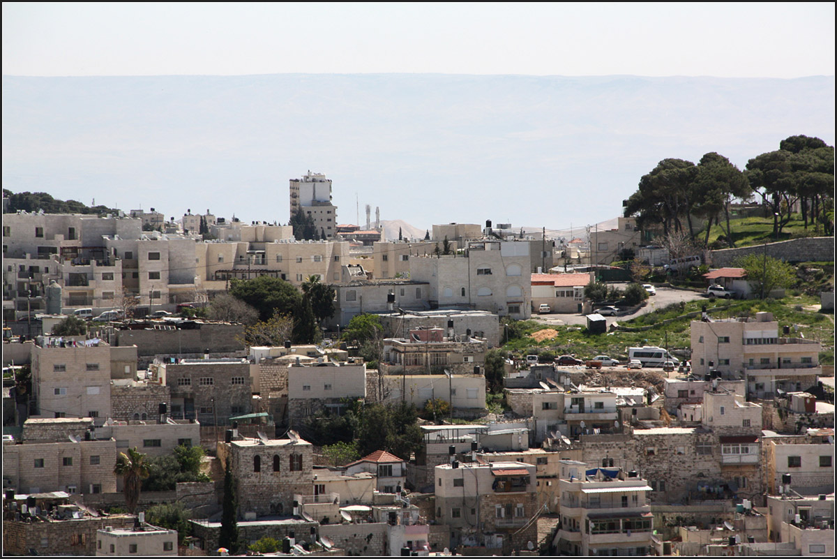 . Blick bis Jordanien - 

An manchen Tagen kann von Jerusalem ber das Jordantal hinweg bis ins jordanische Bergland geblickt werden.

28.03.2014 (Matthias)