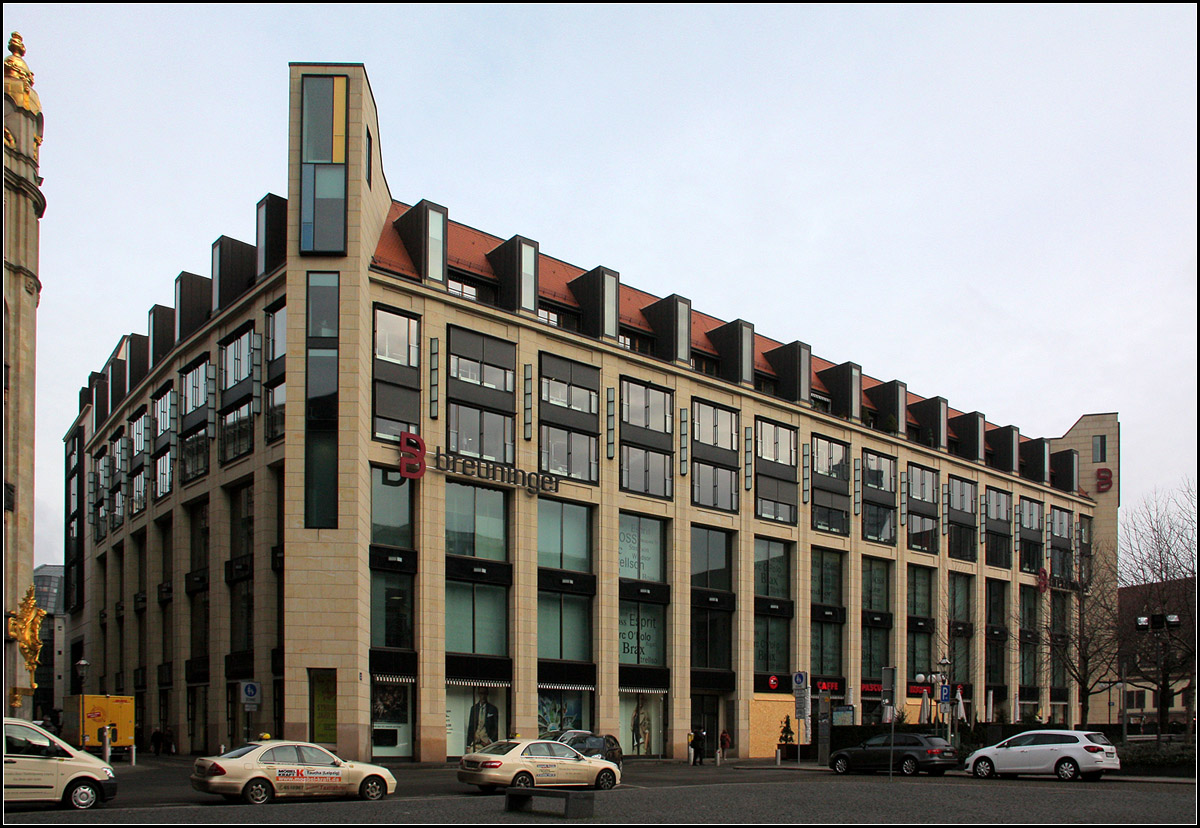 . Marktgalerie Leipzig -

Die Marktgalerie in der Innenstadt von Leipzig entstand bis 2003 nach Plnen des Frankfurter Architekten Christoph Mckler.

03.02.2014 (Matthias)