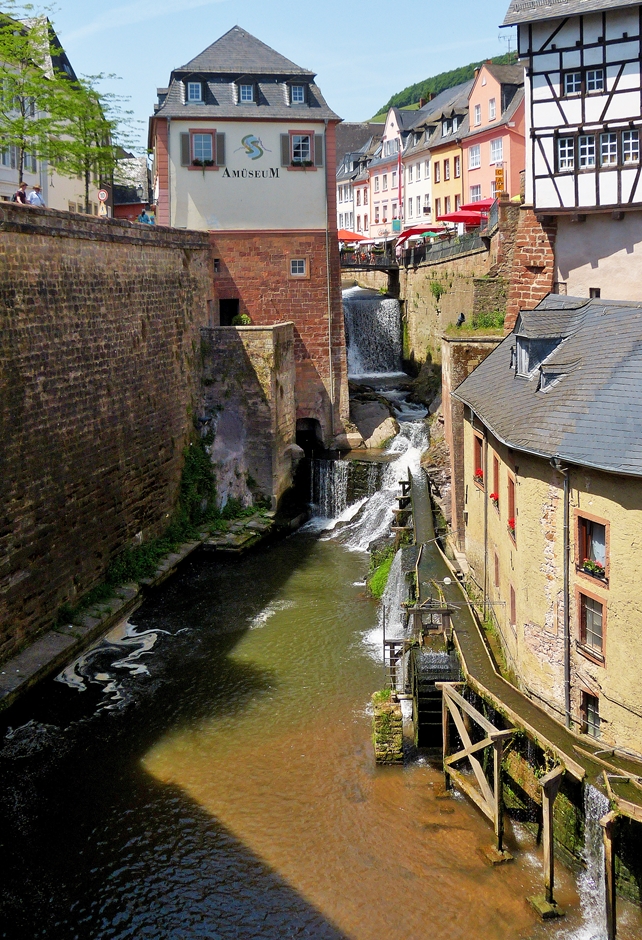 . Saarburg - Der Wasserfall der Leuk. 09.06.2014 (Hans)