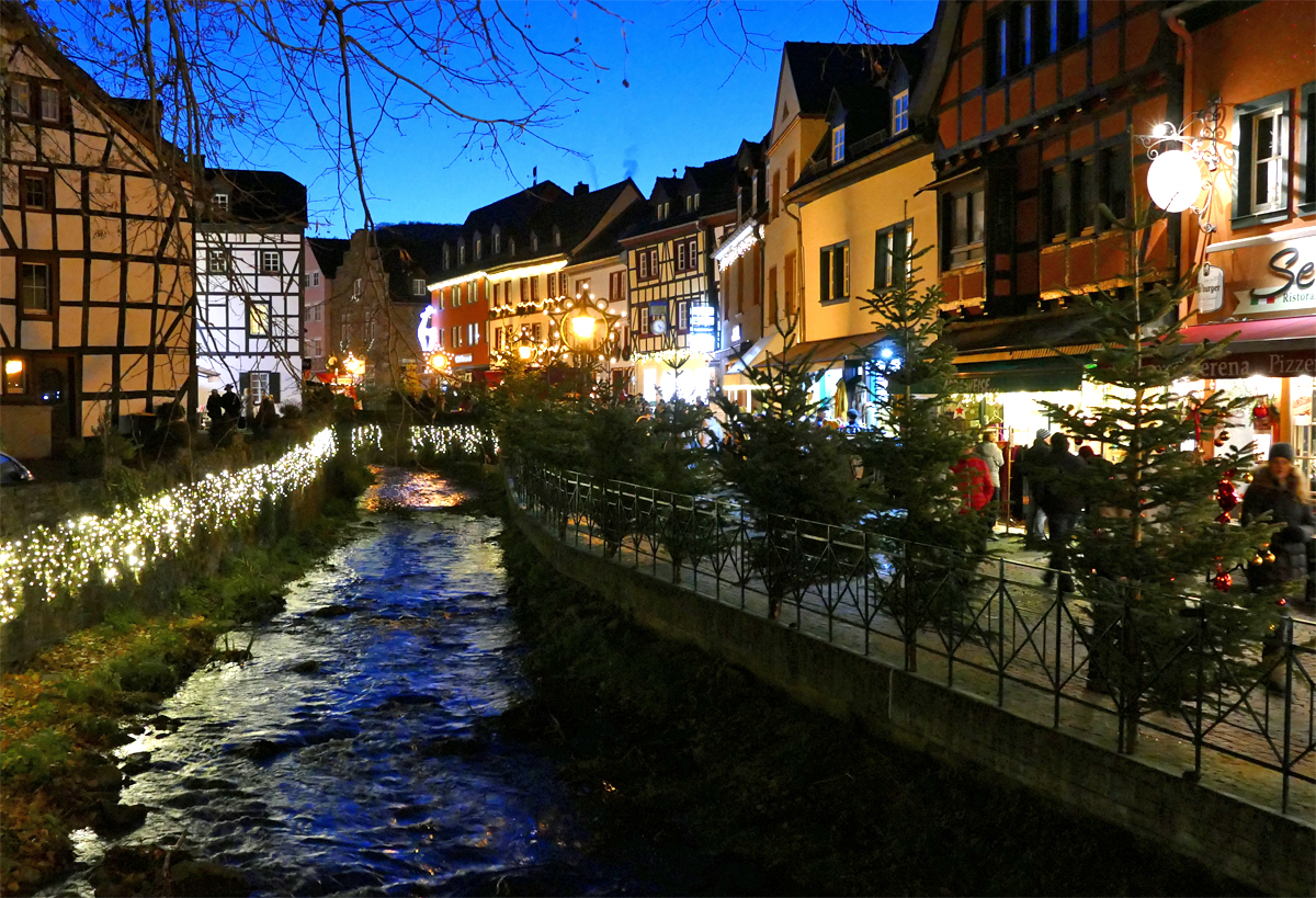 1. Advent im festlich geschmckten Bad Mnstereifel, Wertherstrasse - 30.11.2019