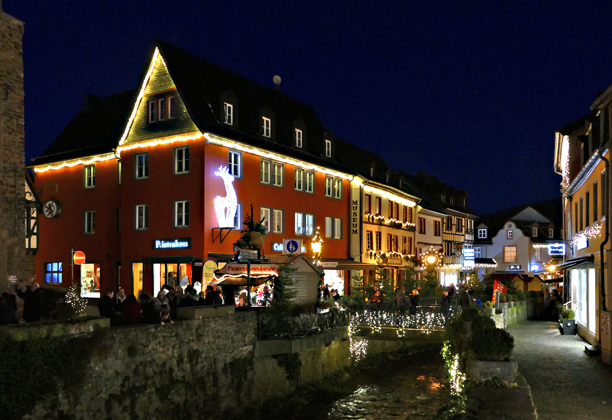 1. Advent im festlich geschmckten Bad-Mnstereifel, Wertherstrasse  - 30.11.2019