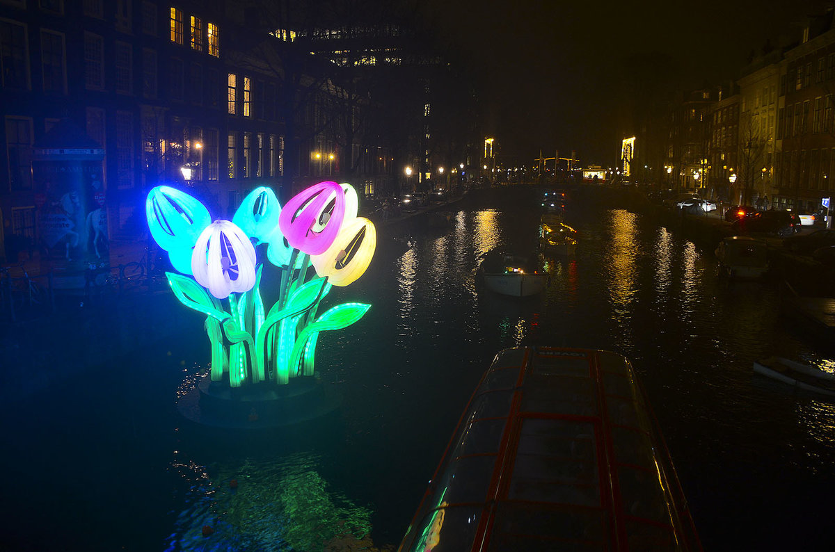 Bunch of Tulips am Herengracht in Amsterdam. Aufnahme: 3. Janaur 2017.