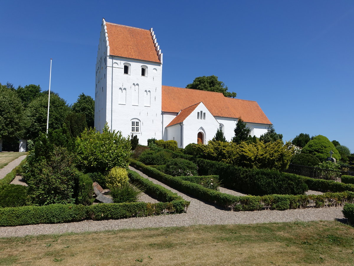 rslev, romanische Ev. Kirche, erbaut im 11. Jahrhundert (06.06.2018)
