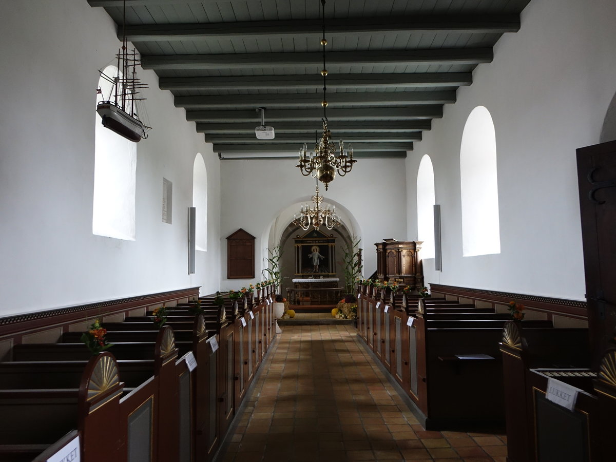 ster Bjerregrav, romanischer Innenraum der ev. Kirche, Kanzel von 1591 (21.09.2020)