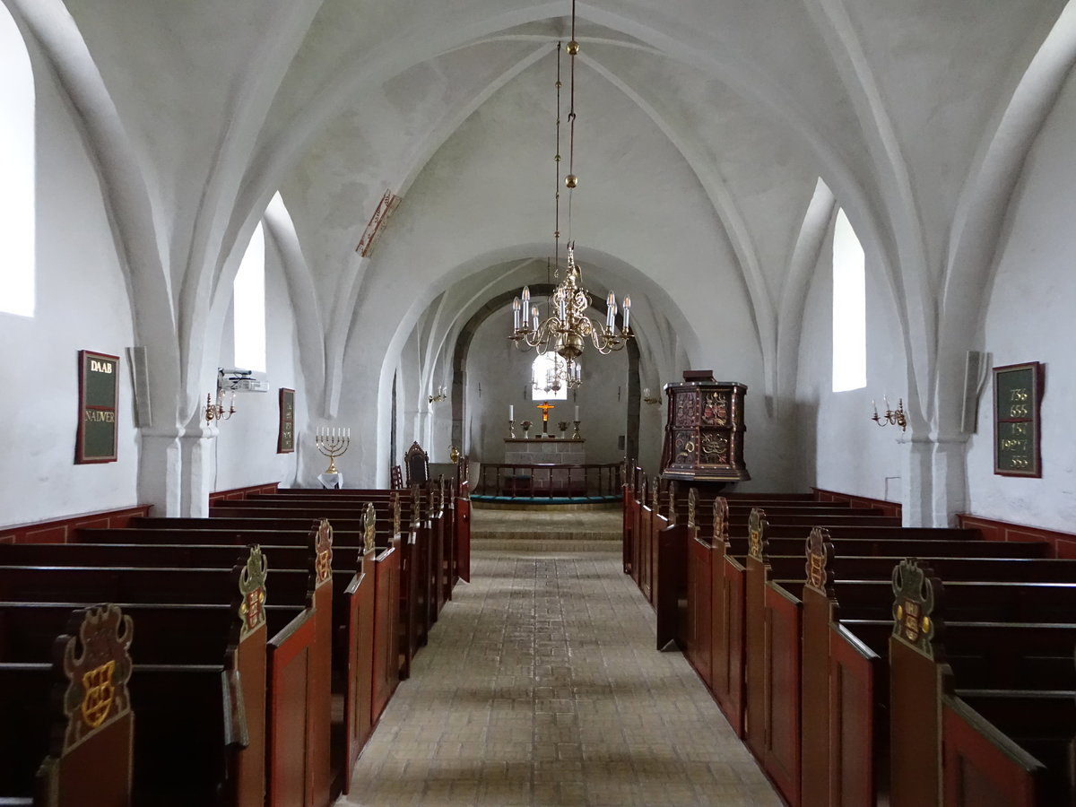 Aarestrup, Innenraum der evangelischen Dorfkirche, Kanzel von 1550 (22.09.2020)