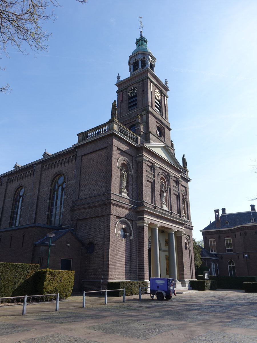 Aarle-Rixtel, Onze-Lieve-Vrouwekerk, erbaut im Waterstaatsstil 1846 (06.05.2016)