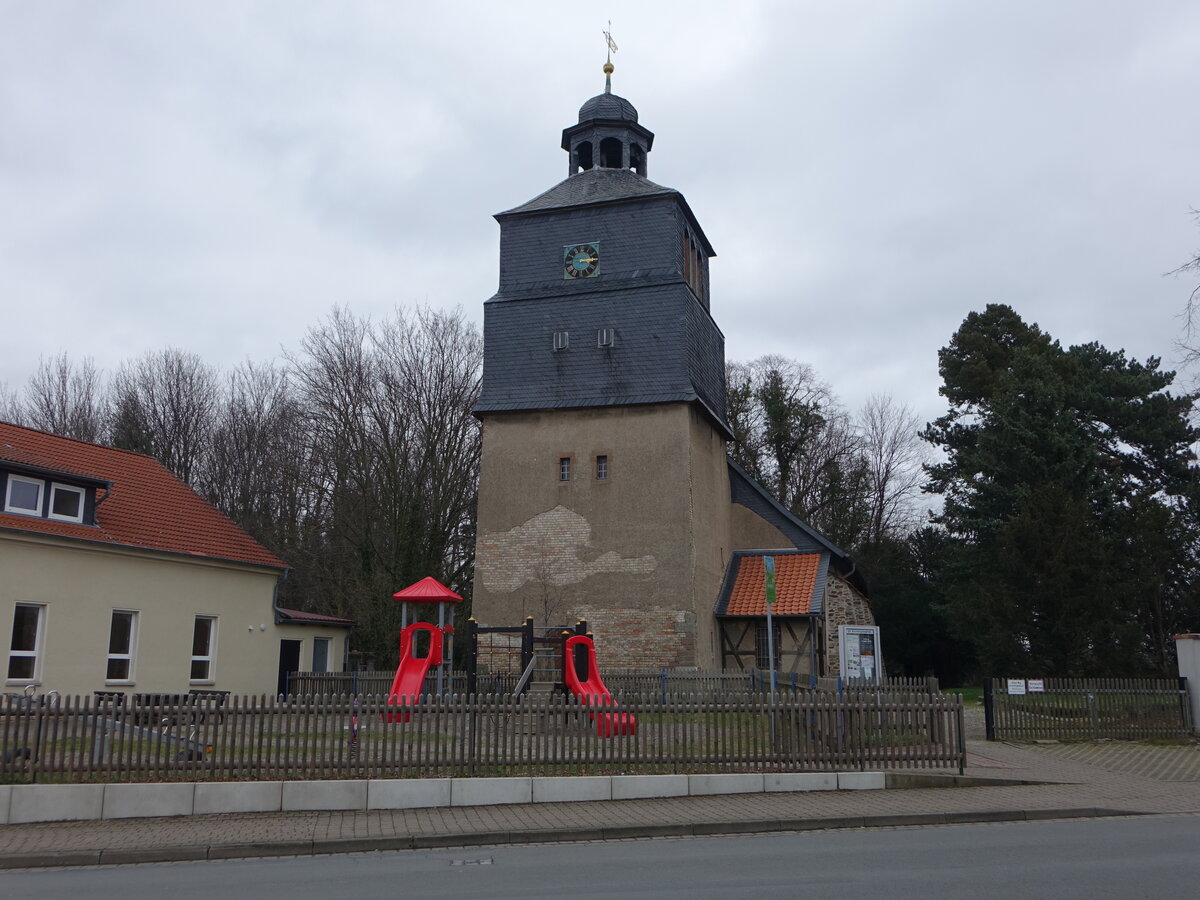 Abbenrode, evangelische St. Andreas Kirche, Westturm 15. Jahrhundert, Kirchenschiff erbaut 1695 (21.03.2024)