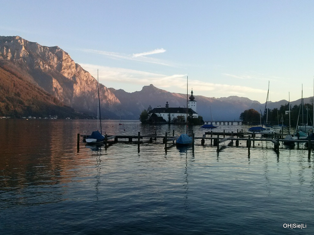 Abendstimmung, die letzten Sonnenstrahlen in Gmunden, am 19.Oktober 2014