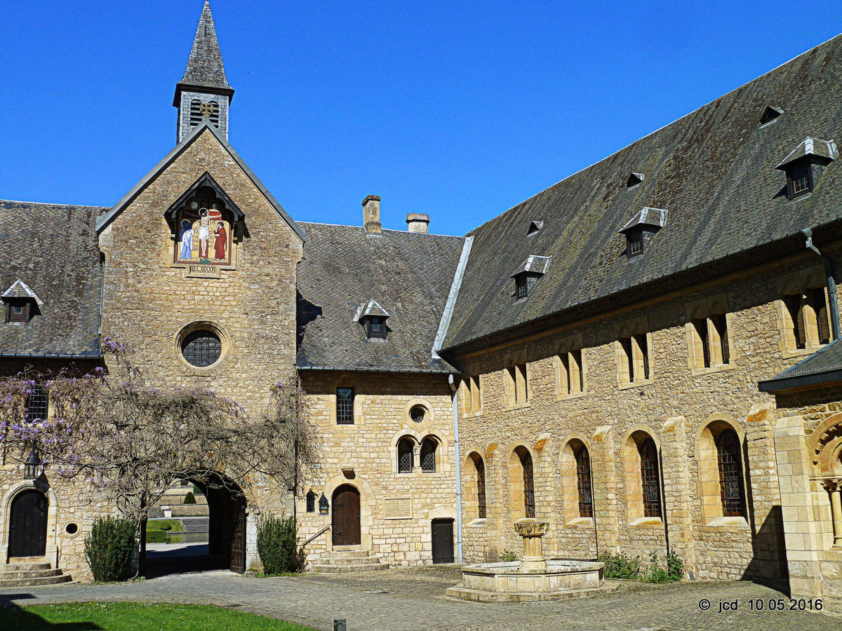 Abtei Notre-Dame d'Orval in Villers-devant-Orval am 08.05.2016