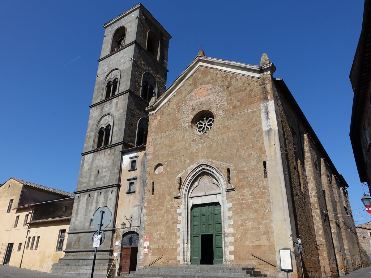 Acquapendente, Pfarrkirche San Francesco, erbaut im 12. Jahrhundert (21.05.2022)