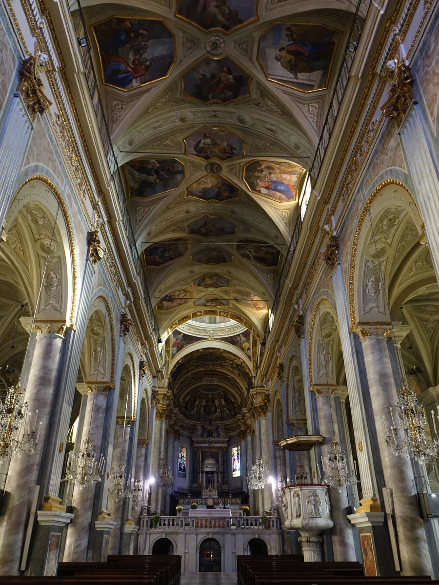 Acqui Terme, barocker Innenraum des Doms St. Maria Assunta (02.10.2018)