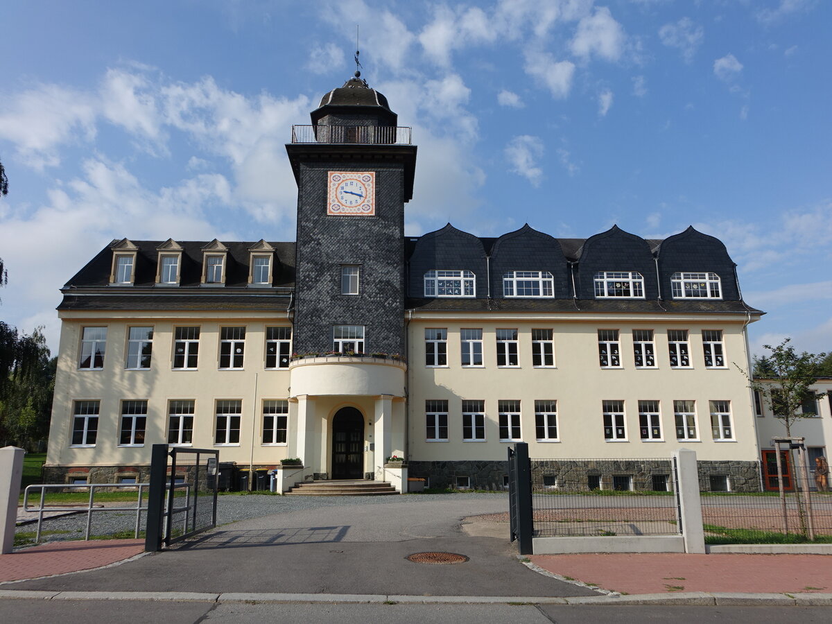 Adorf/Erzgeb., Grundschule in der Adorfer Hauptstrae (20.08.2023)