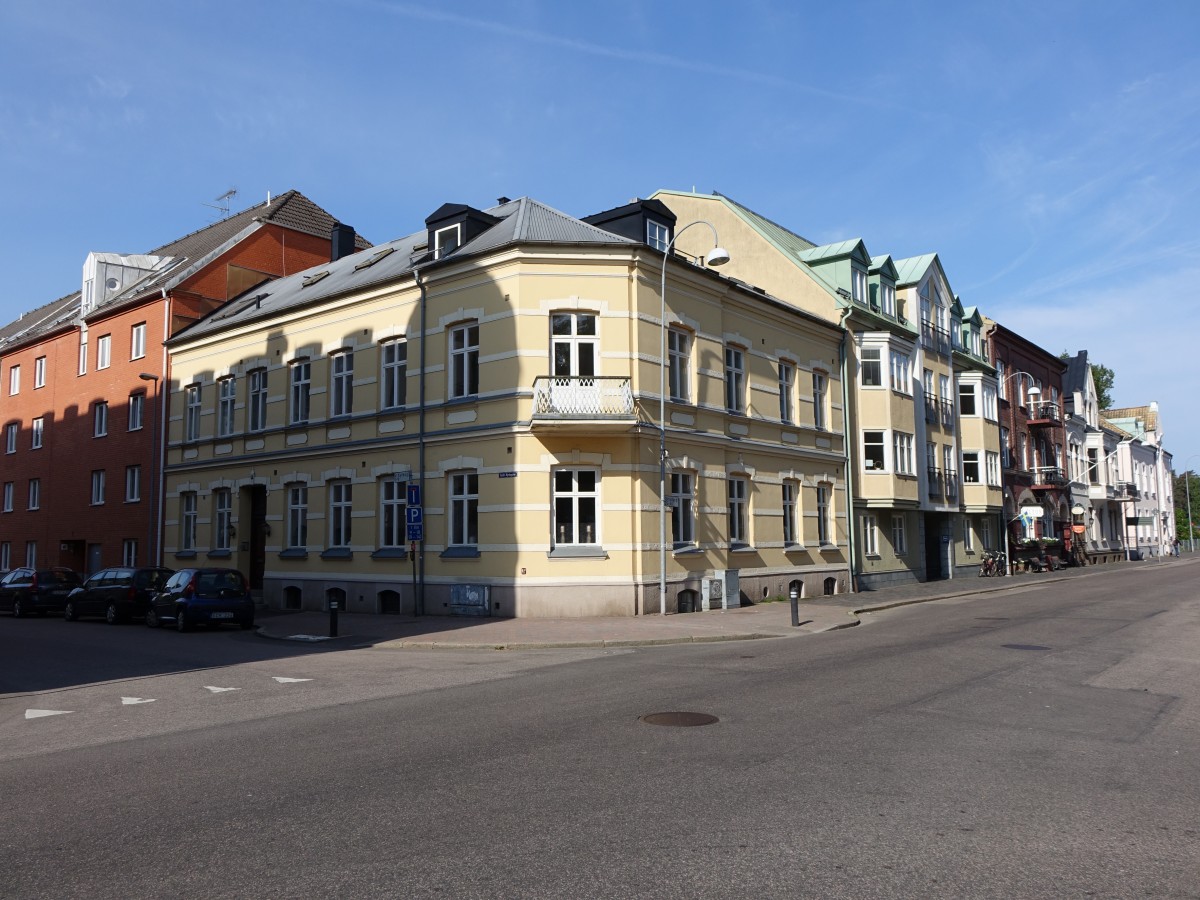 ngelholm, Huser in Jrnvgsgatan Strae (13.06.2015)