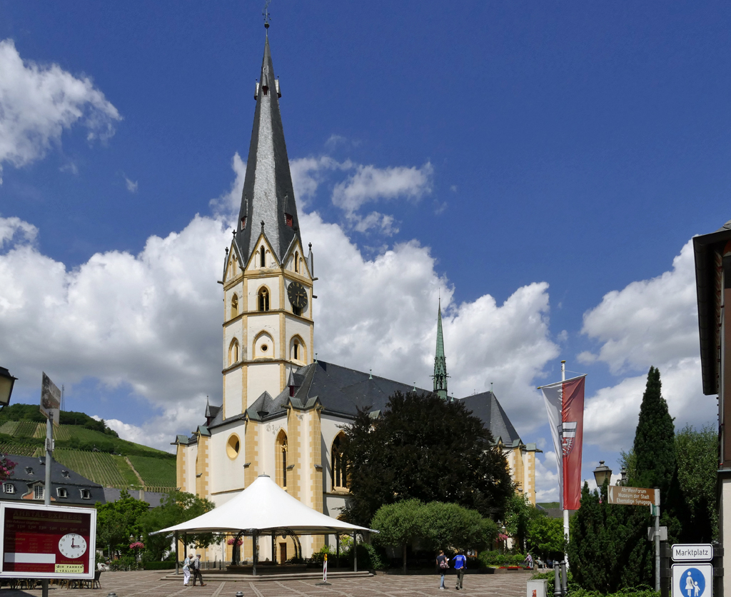 Ahrweiler - St. Laurentiuskirche am Marktplatz - 03.07.2017