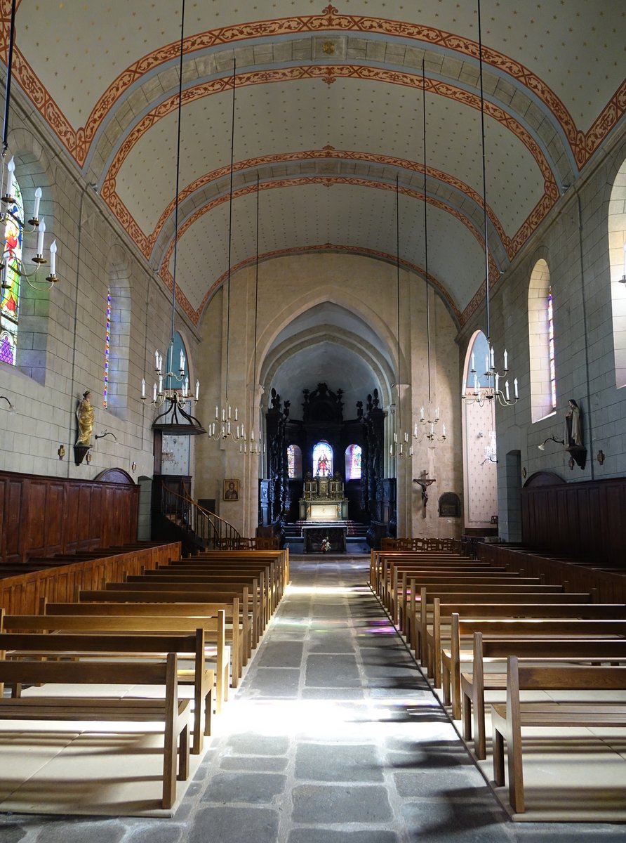 Ahun, Innenraum der St. Sylvain Kirche (21.09.2016)