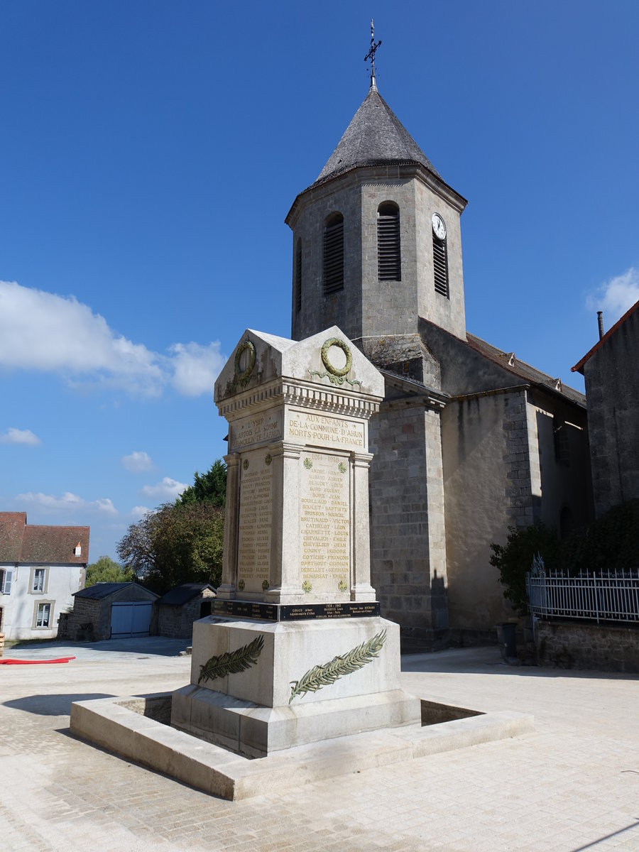 Ahun, romanische St. Sylvain Kirche, erbaut im 12. Jahrhundert (21.09.2016)
