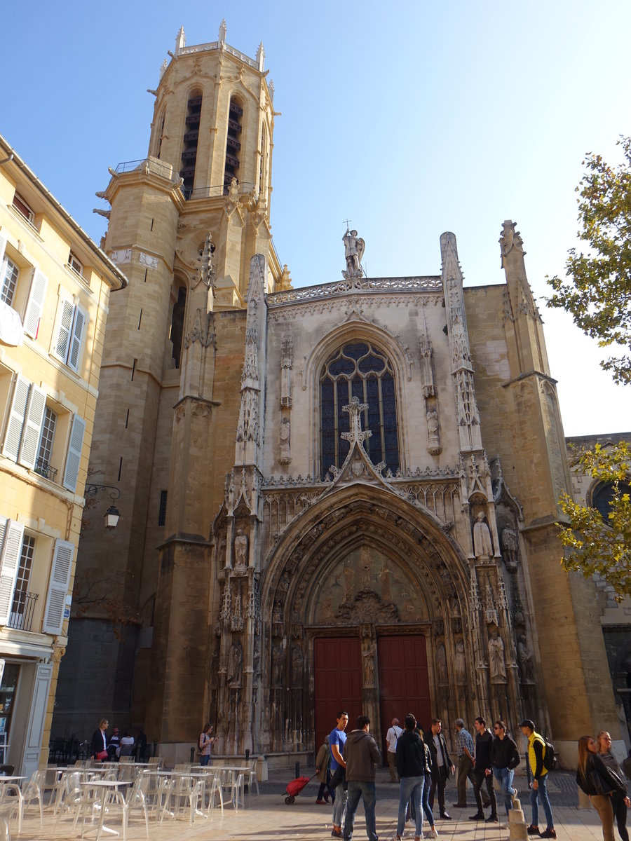 Aix-en-Provence, Kathedrale Saint-Saveur, erbaut im 13. Jahrhundert, Hauptportal von 1510 (26.09.2017)
