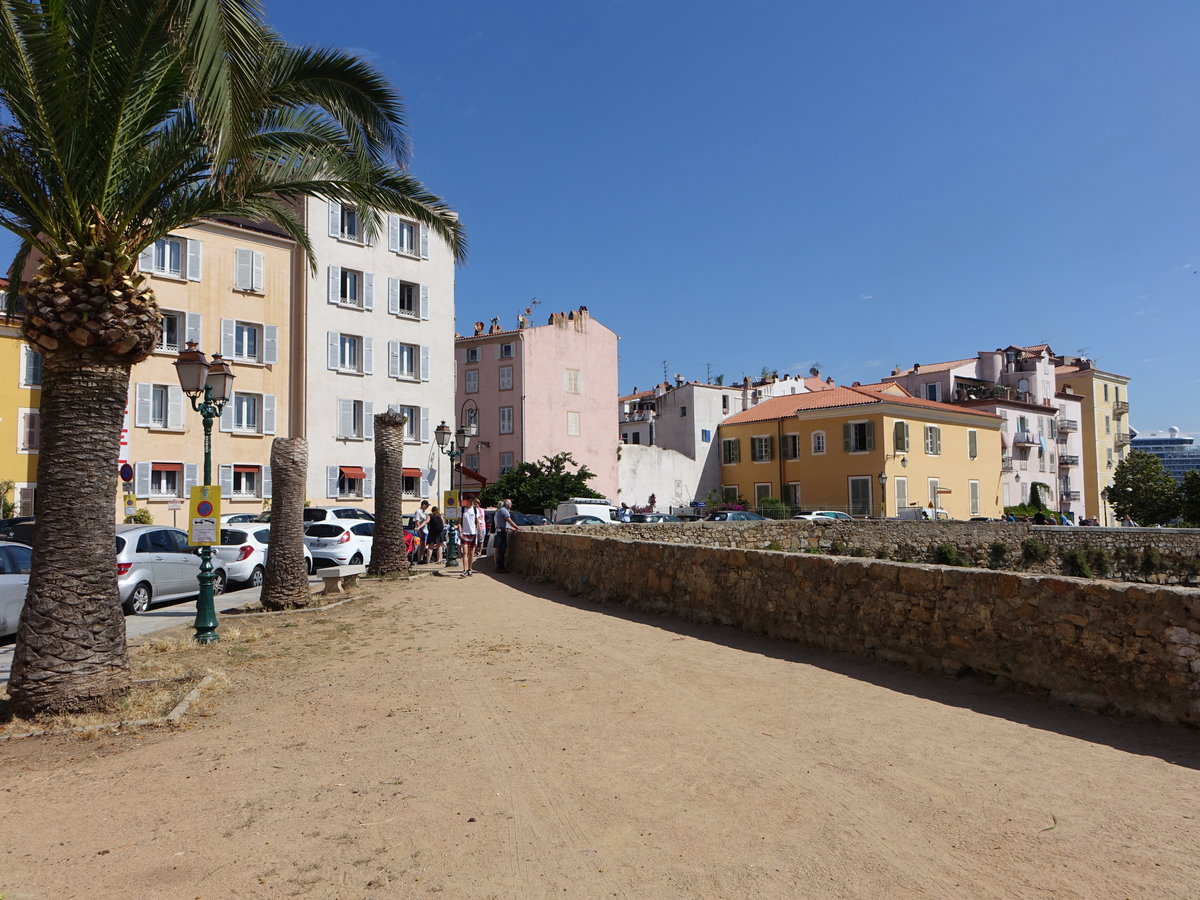 Ajaccio, Gebude am Blvd. Danielle Casanova (20.06.2019)