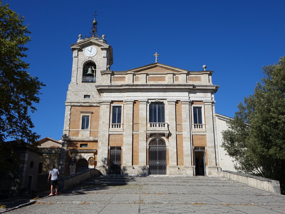 Alatri, Kathedrale San Paolo, erbaut im 17. Jahrhundert, Fassade von Jacopo Subleyras (18.09.2022)