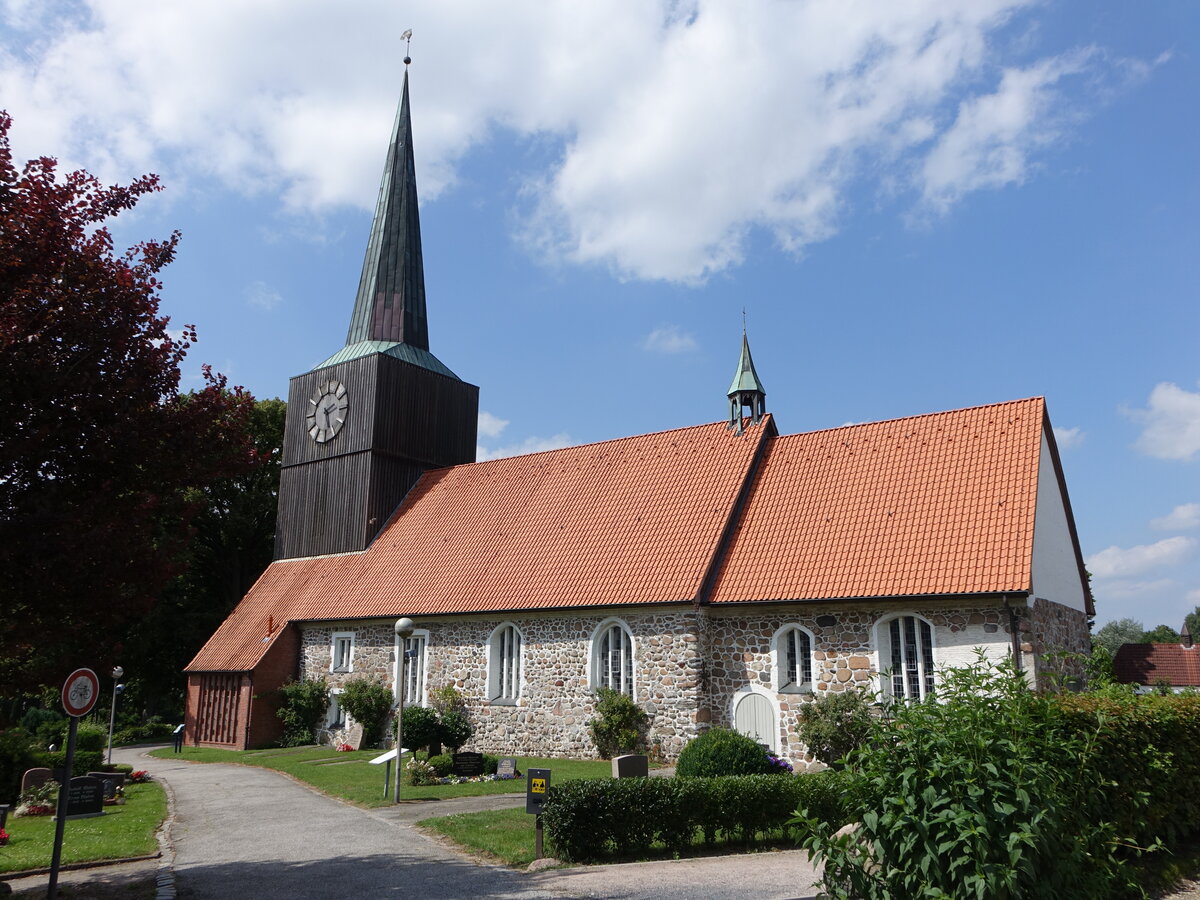 Albersdorf, Ev. Pfarrkirche St. Remigius, erbaut von 1140 bi 1281 (24.07.2021)