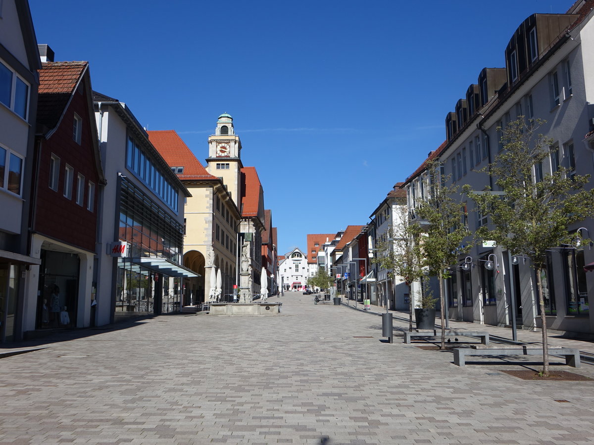 Albstadt-Ebingen, Blick in die Marktstrae mit Rathaus (21.05.2017)