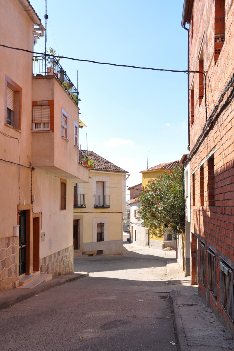 ALDEANUEVA DE BARBARROYA (Provincia de Toledo), 08.10.2015, ein kleines Dorf unweit von Talavera de la Reina