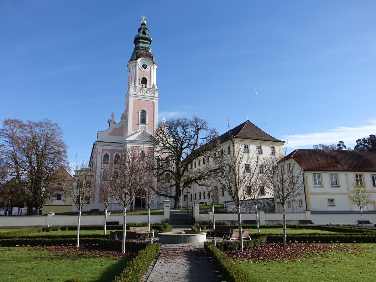 Aldersbach, Klosterkirche Maria Himmelfahrt, erbaut bis 1720 durch Dominikus Magzin (20.11.2016)