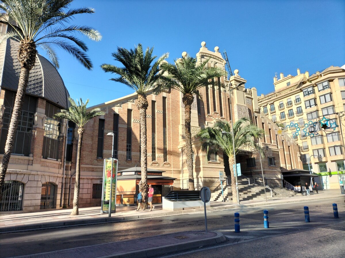 Alicante, Mercado Central, Avenida Alfonso El Sabio, 13.11.2023