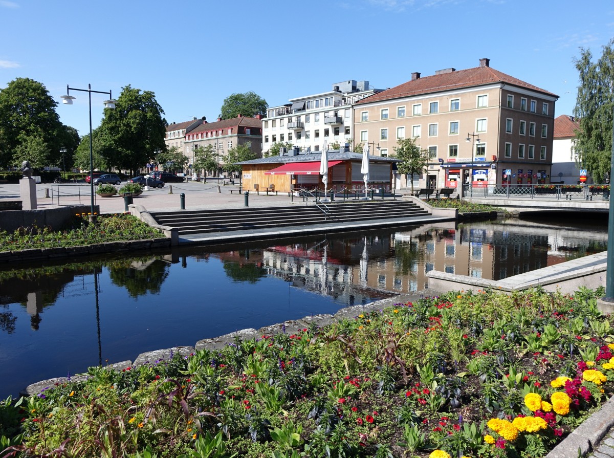 Alingss, Platz Lila Torget (20.06.2015)