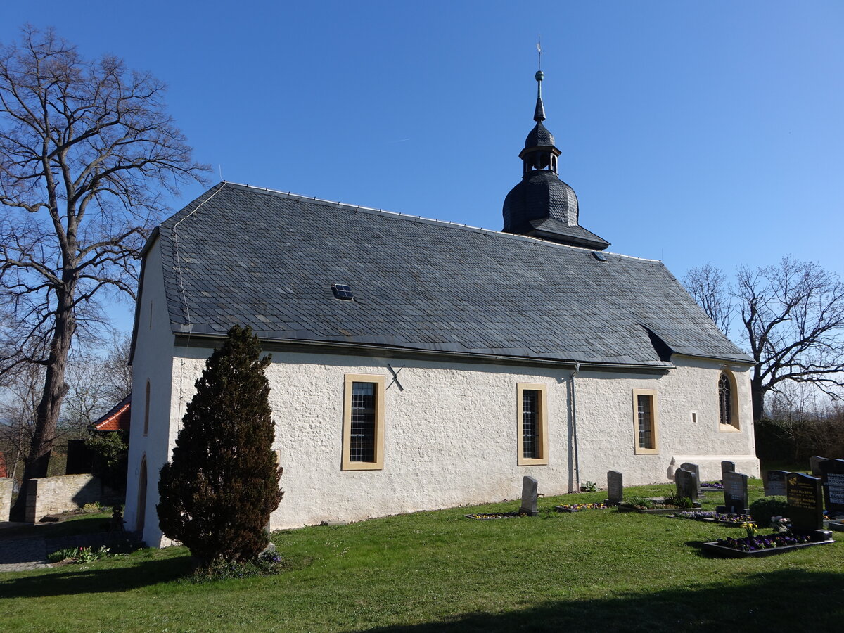 Alkersleben, evangelische Kirche St. Gregorius, romanische Saalkirche, erbaut im 12. Jahrhundert, Chor 16. Jahrhundert (17.04.2022)