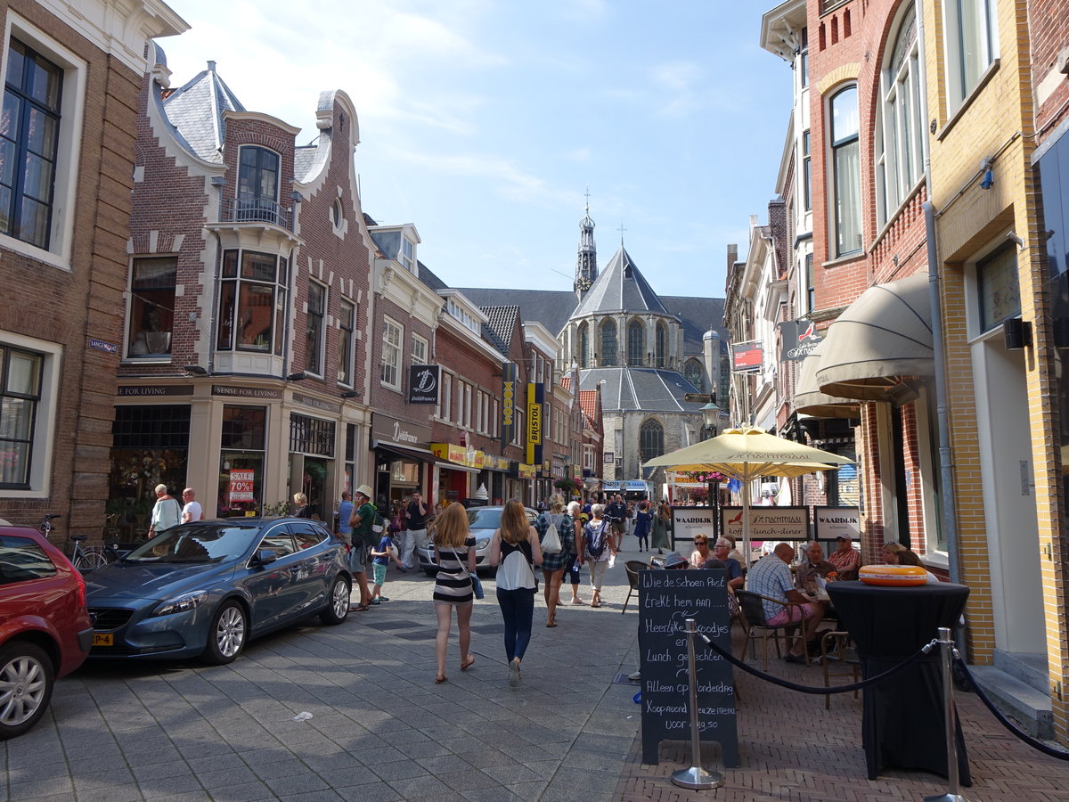 Alkmaar, Huser in der Langestraat (26.08.2016)