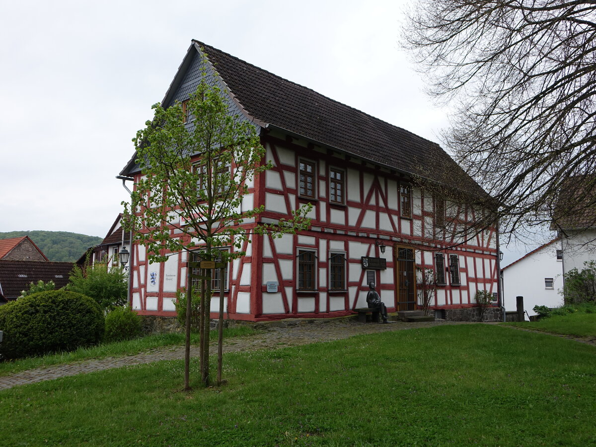 Allendorf, Kirchhof in der Kirchstrae (30.04.2022)