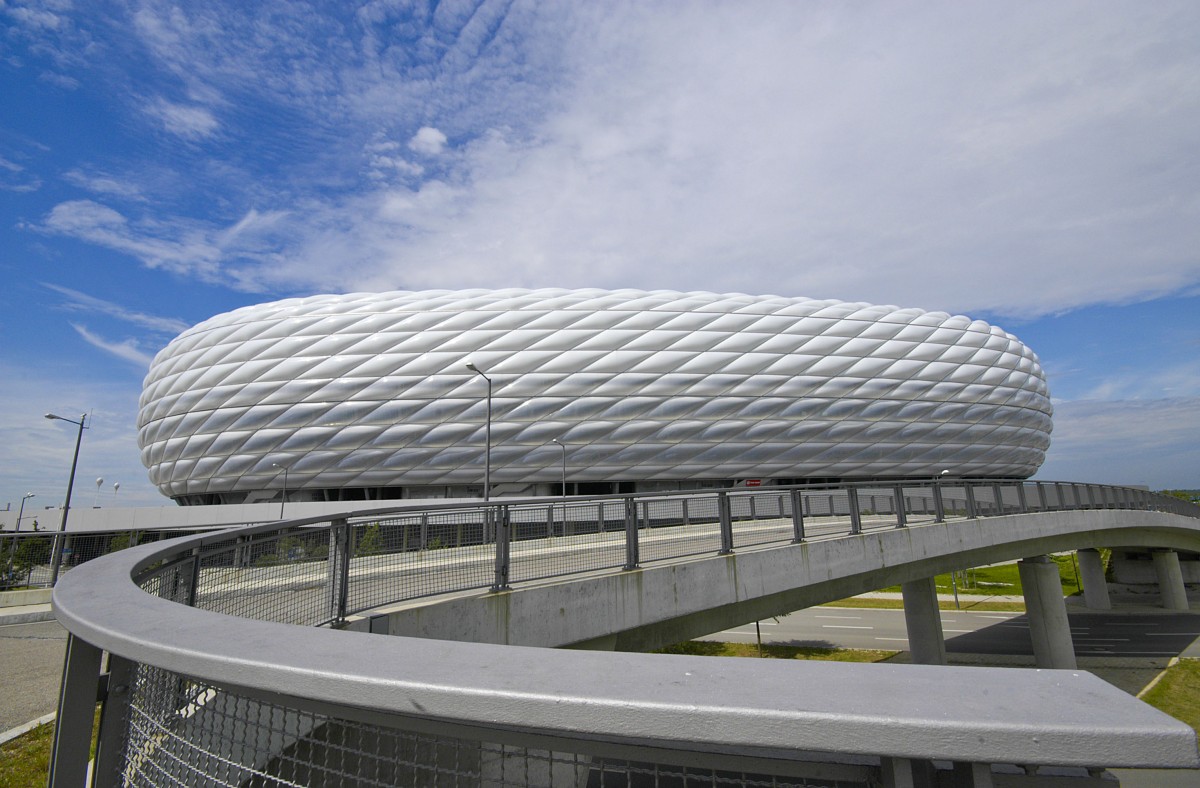 Allianz Arena in Mnchen. Aufnahme: August 2008.