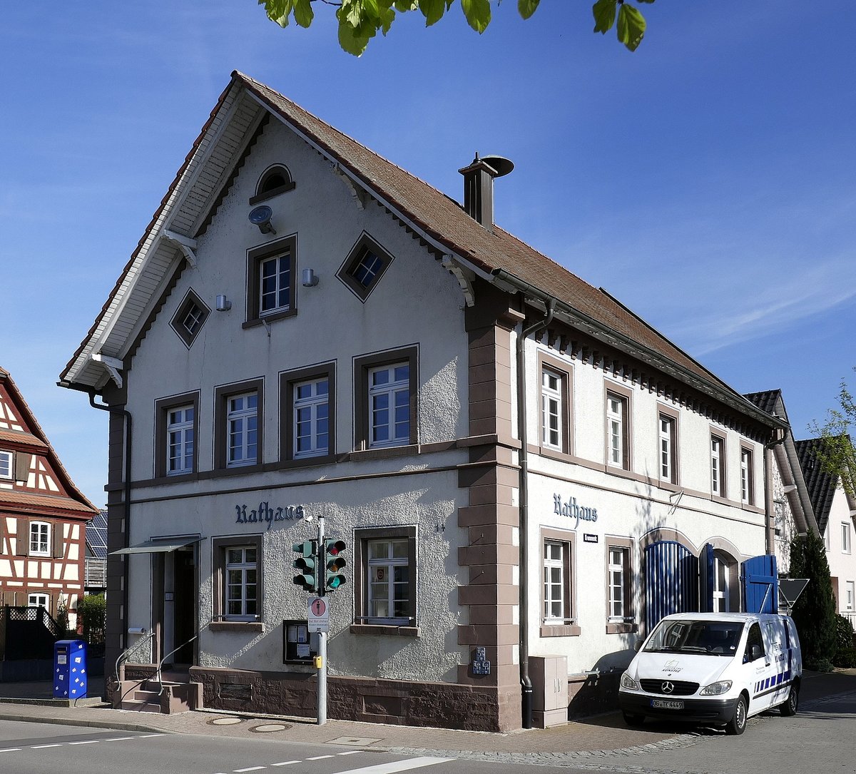 Allmannsweier, OT der Gemeinde Schwanau in der Ortenau, das Alte Rathaus des ca.1600 Einwohner zhlenden Ortes, April 2020