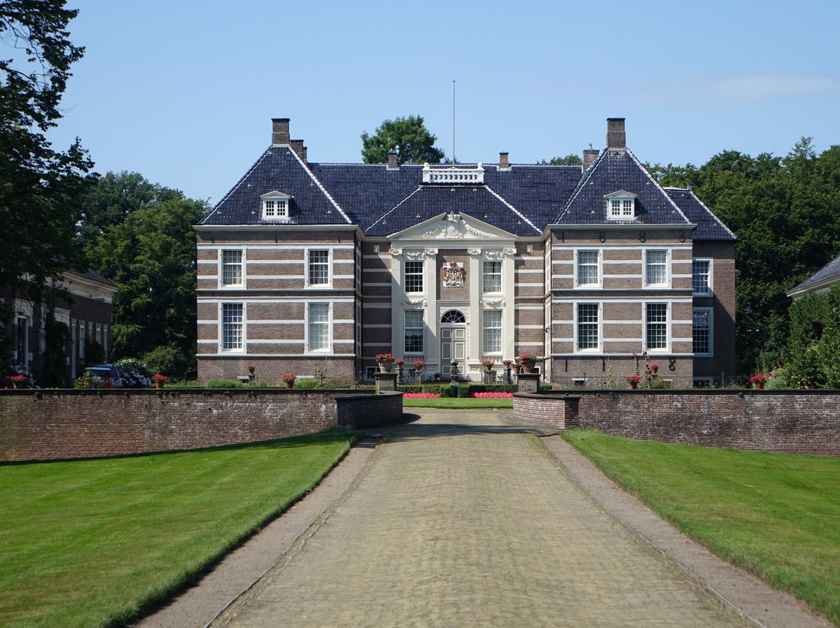 Almelo, Schloss, erbaut 1662, neue Fassade von 1883 (22.07.2017)