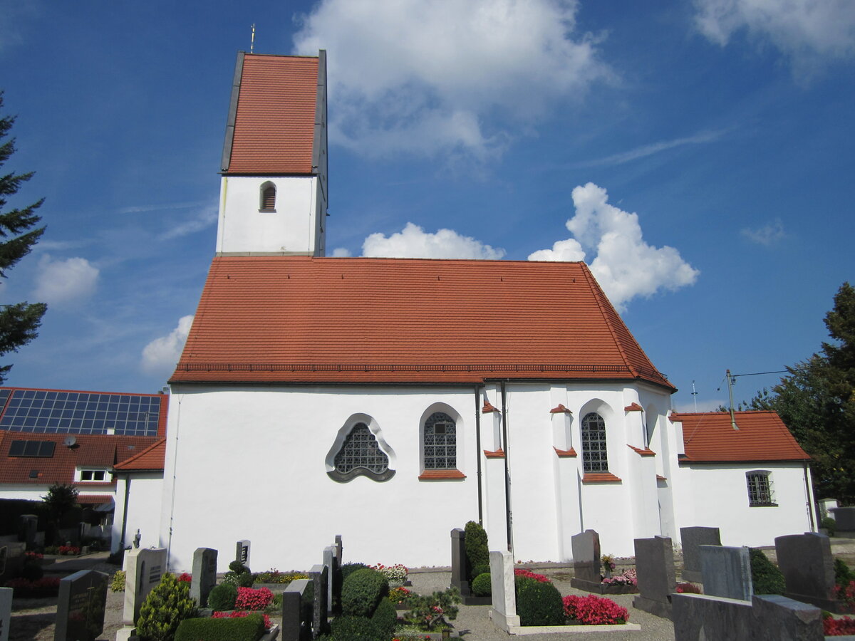 Alsmoos, kath. Pfarrkirche St. Johannes Baptist, sptromanische Kirche aus dem 13. Jahrhundert, gotischer Chor aus dem 15. Jahrhundert, von 1720 bis 1730 Umgestaltung des Langhaus (07.09.2014)